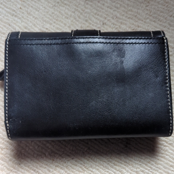 Coach Soho Black Leather Buckle Clasp Wallet Y2k - Picture 6 of 6